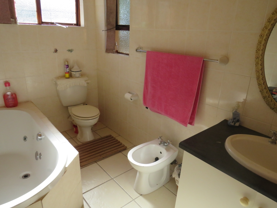 4 Bedroom Property for Sale in East Bank Eastern Cape